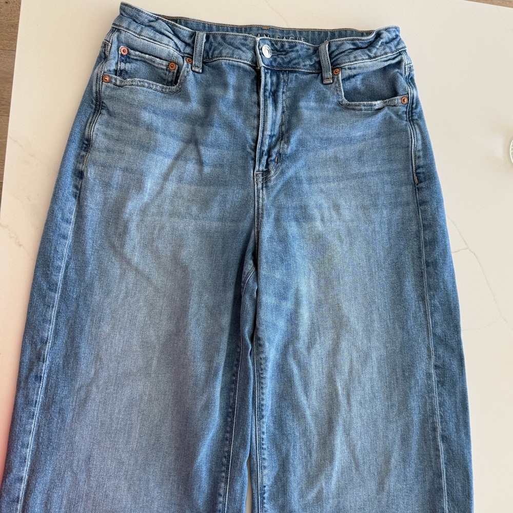 American Eagle Outfitters Sky Blue High Rise Jeans - Picture 3 of 6